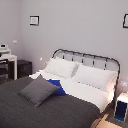 B&B Pika 48 Наполи Екстериор снимка